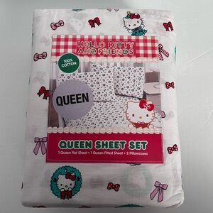 Hello Kitty Queen Sheet Set Holiday Themed featuring Hello Kitty, Wreaths, Bows